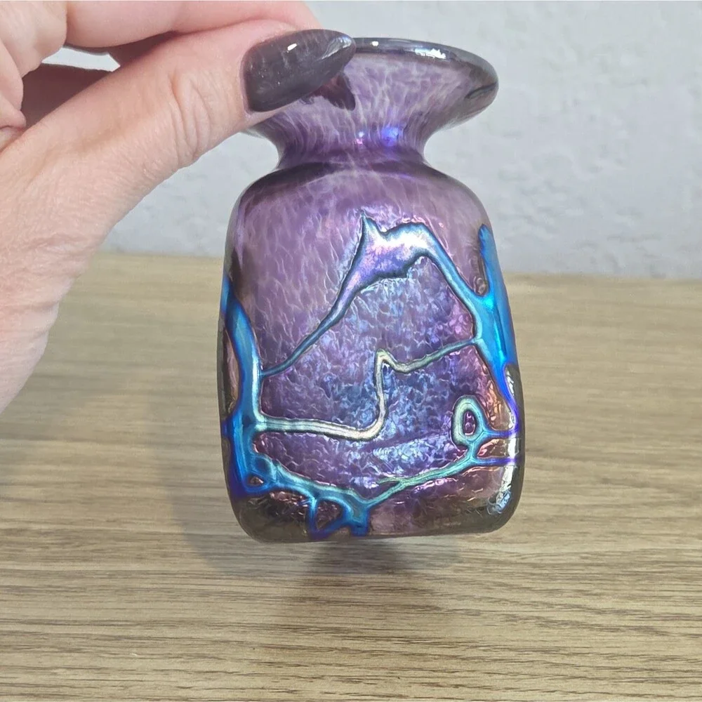 Robert HeId Iridescent Purple Art Glass Vase w/Metallic Blue Signed